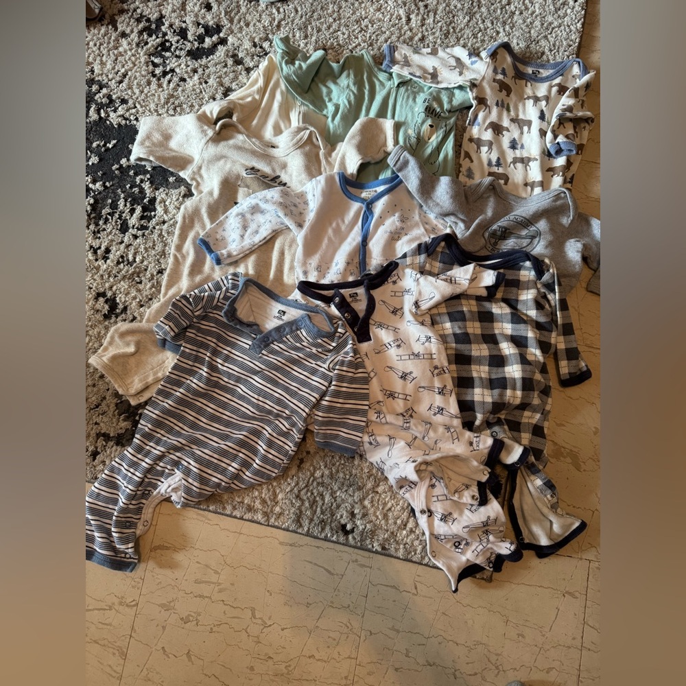 Lot Of (9) Baby Boy One Piece Pajamas pjs Sz 3-6 Month Blue Green Neutral L/s